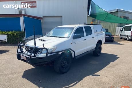 White 2012 Toyota Hilux Dual Cab Pick-up Sr (4X4)