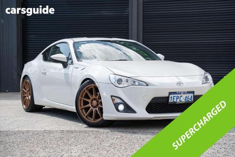 White 2014 Toyota 86 Coupe Gt