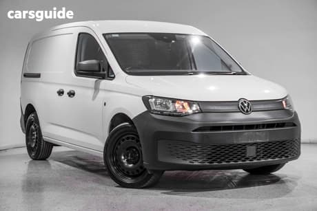 White 2022 Volkswagen Caddy Van Cargo Tdi320