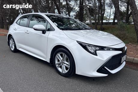 White 2019 Toyota Corolla Hatchback Ascent Sport