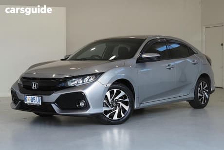 Silver 2017 Honda Civic Hatchback Vti-S