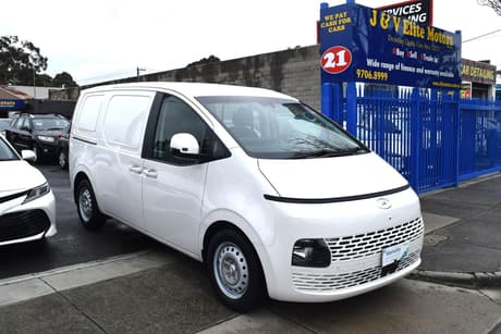 White 2022 Hyundai Staria Van Load 2S 2.2D Liftback
