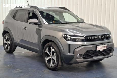 Grey 2025 Renault Duster Wagon Techno (4X2)