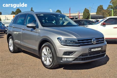 Silver 2017 Volkswagen Tiguan Wagon 162 Tsi Highline