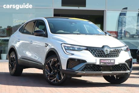 White 2024 Renault Arkana Coupe Espirit Alpine