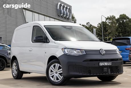 White 2026 Volkswagen Caddy 5 Crew Van Crewvan Tsi220