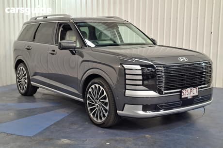 Grey 2025 Hyundai Palisade Wagon Calligraphy (8 Seat) Hev