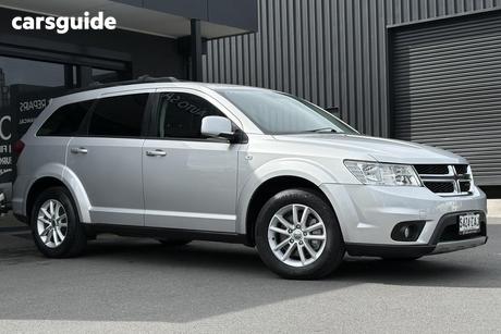 Grey 2013 Dodge Journey Wagon Sxt