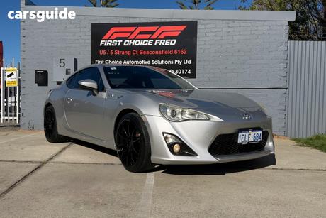 Silver 2013 Toyota 86 Coupe GT ZN6 MY14