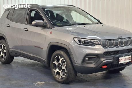 Grey 2023 Jeep Compass Wagon Trailhawk