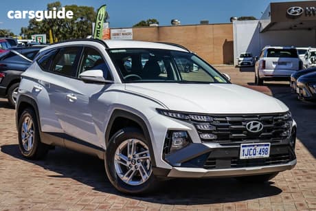 White 2026 Hyundai Tucson Wagon (Fwd)