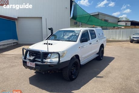 White 2013 Toyota Hilux Dual Cab Pick-up Sr (4X4)
