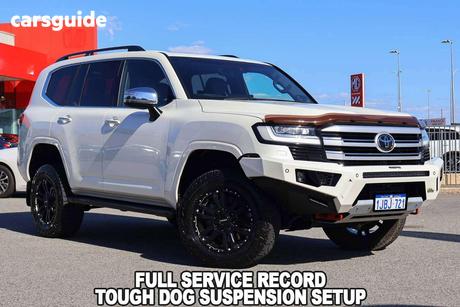 White 2022 Toyota Landcruiser Wagon Lc300 Sahara (4X4)