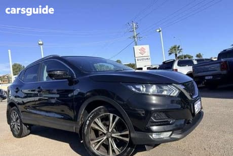 Black 2017 Nissan Qashqai Wagon St-L