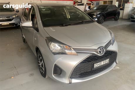 Silver 2016 Toyota Yaris Hatchback Ascent