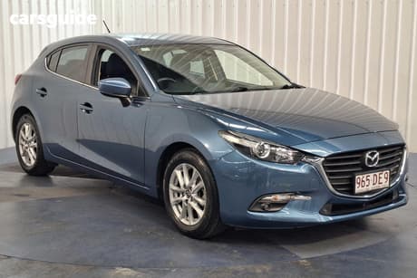 Blue 2018 Mazda 3 Hatchback Touring