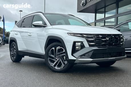 White 2025 Hyundai Tucson Wagon Premium Hybrid (Awd)