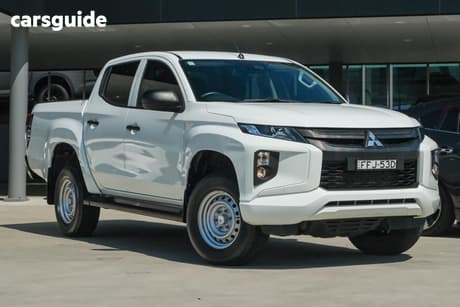 White 2023 Mitsubishi Triton Double Cab Pick Up Glx (4X4)