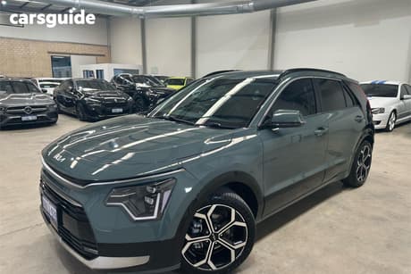 Green 2022 Kia Niro Wagon Hev Gt-Line Blk C Pillar (Hyb)