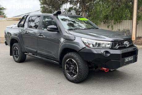 2018 Toyota Hilux Double Cab Pick Up Rugged X (4X4)