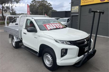 White 2022 Mitsubishi Triton Cab Chassis Glx (4X2)