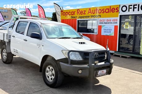 White 2010 Toyota Hilux Dual Cab Pick-up Sr (4X4)