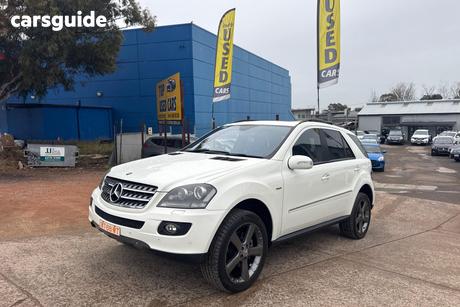 White 2008 Mercedes-Benz ML320 Wagon Cdi (4X4)