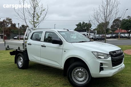 White 2024 Isuzu D-MAX Crew Cab Chassis Sx (4X4)
