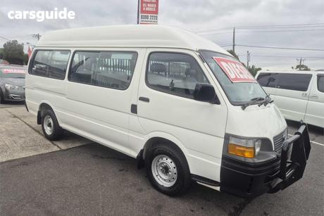 White 2000 Toyota HiAce Bus Commuter