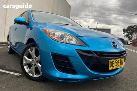 Blue 2010 Mazda 3 Hatchback Neo