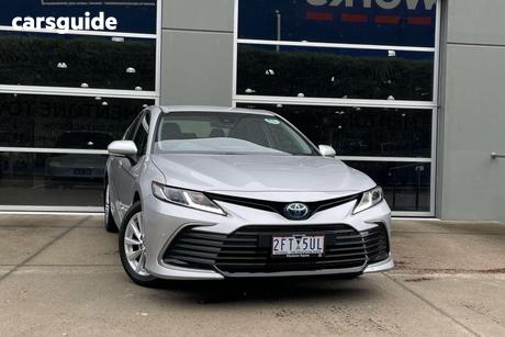 Silver 2023 Toyota Camry Sedan Ascent
