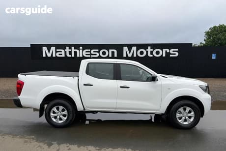 White 2021 Nissan Navara Dual Cab Pick-up Sl (4X2)