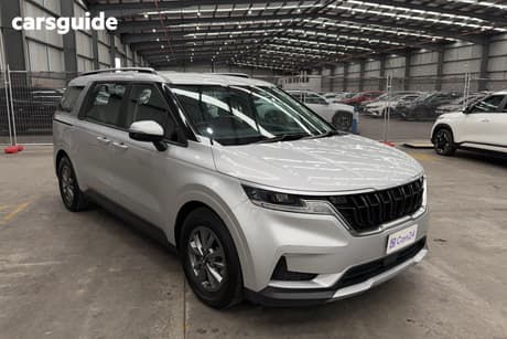 Silver 2022 Kia Carnival Wagon S