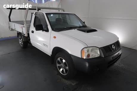 White 2013 Nissan Navara Cab Chassis Dx