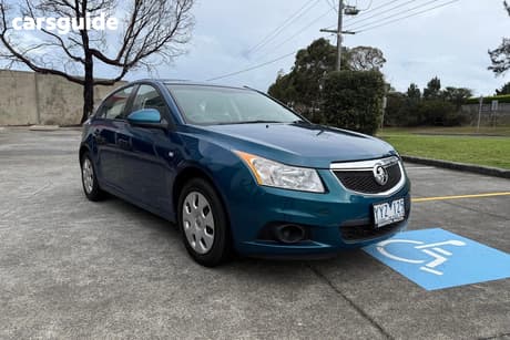 Green 2012 Holden Cruze Hatchback Cd