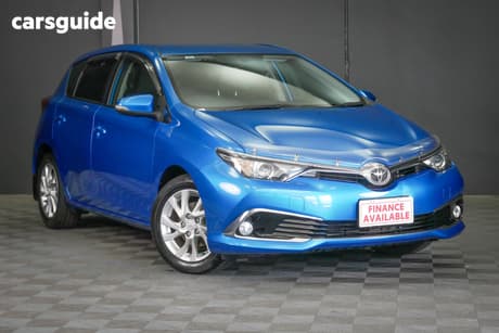 Blue 2015 Toyota Corolla Hatchback Ascent Sport