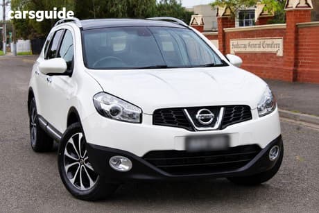 White 2013 Nissan Dualis Wagon Ti-L (4X2)