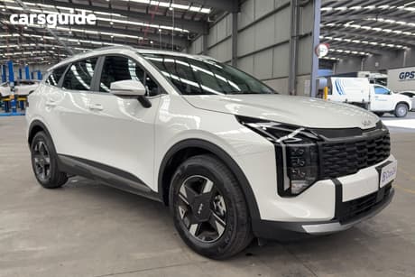 White 2025 Kia Sportage Wagon S (Fwd)