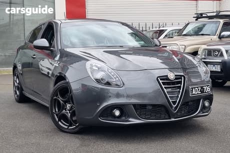 Grey 2015 Alfa Romeo Giulietta Hatchback Quadrifoglio Verde