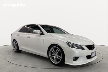 White 2010 Toyota Mark X Sedan 350S