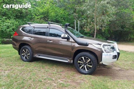 Bronze 2016 Mitsubishi Pajero Sport Wagon Gls (4X4)