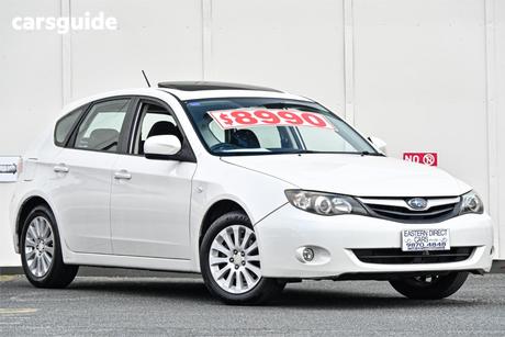 White 2011 Subaru Impreza Hatchback Rx (Awd)