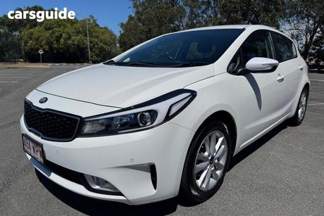 White 2016 Kia Cerato Hatchback S Premium