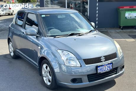 Grey 2006 Suzuki Swift Hatchback