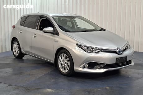 Silver 2018 Toyota Corolla Hatchback Hybrid