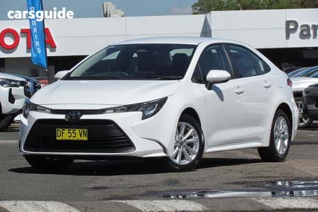 White 2022 Toyota Corolla Sedan Ascent Sport