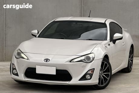 White 2013 Toyota 86 Coupe Gts