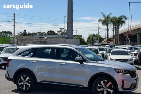 Silver 2022 Kia Sorento Wagon Sport 7 Seat