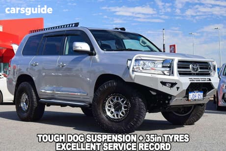 2018 Toyota Landcruiser Lc200 Sahara (4X4)