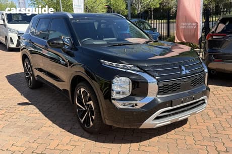Black 2024 Mitsubishi Outlander Wagon Phev Exceed 5+2 Seat (Awd)